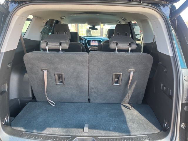Used 2019 GMC Acadia SLE w/ Driver Alert Package I image 8