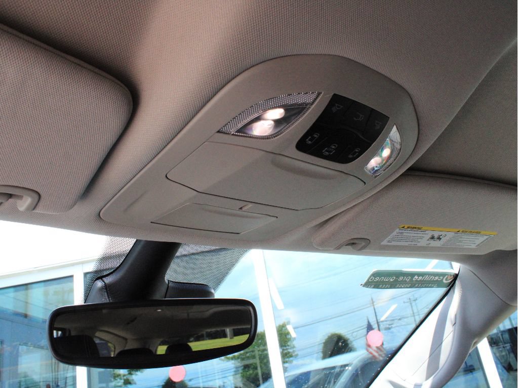 Used 2023 Chrysler Pacifica Touring-L AWD/4WD image 20