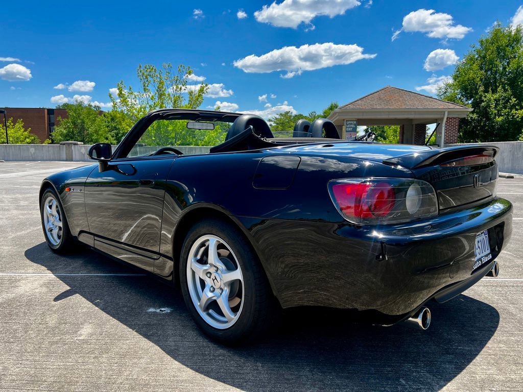 Used 2000 Honda S2000 image 12