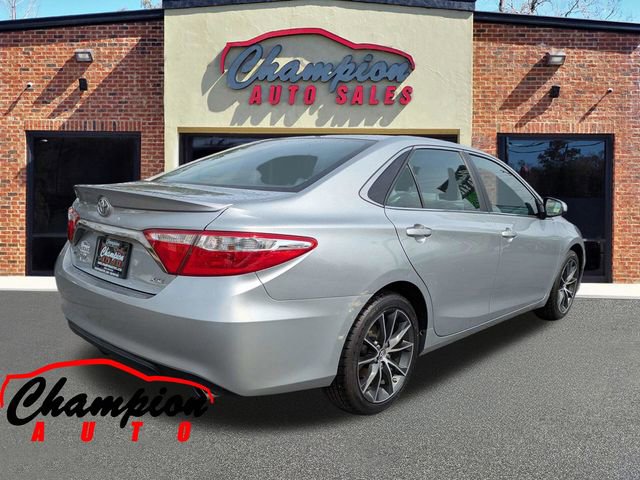 Used 2015 Toyota Camry XSE FWD image 4