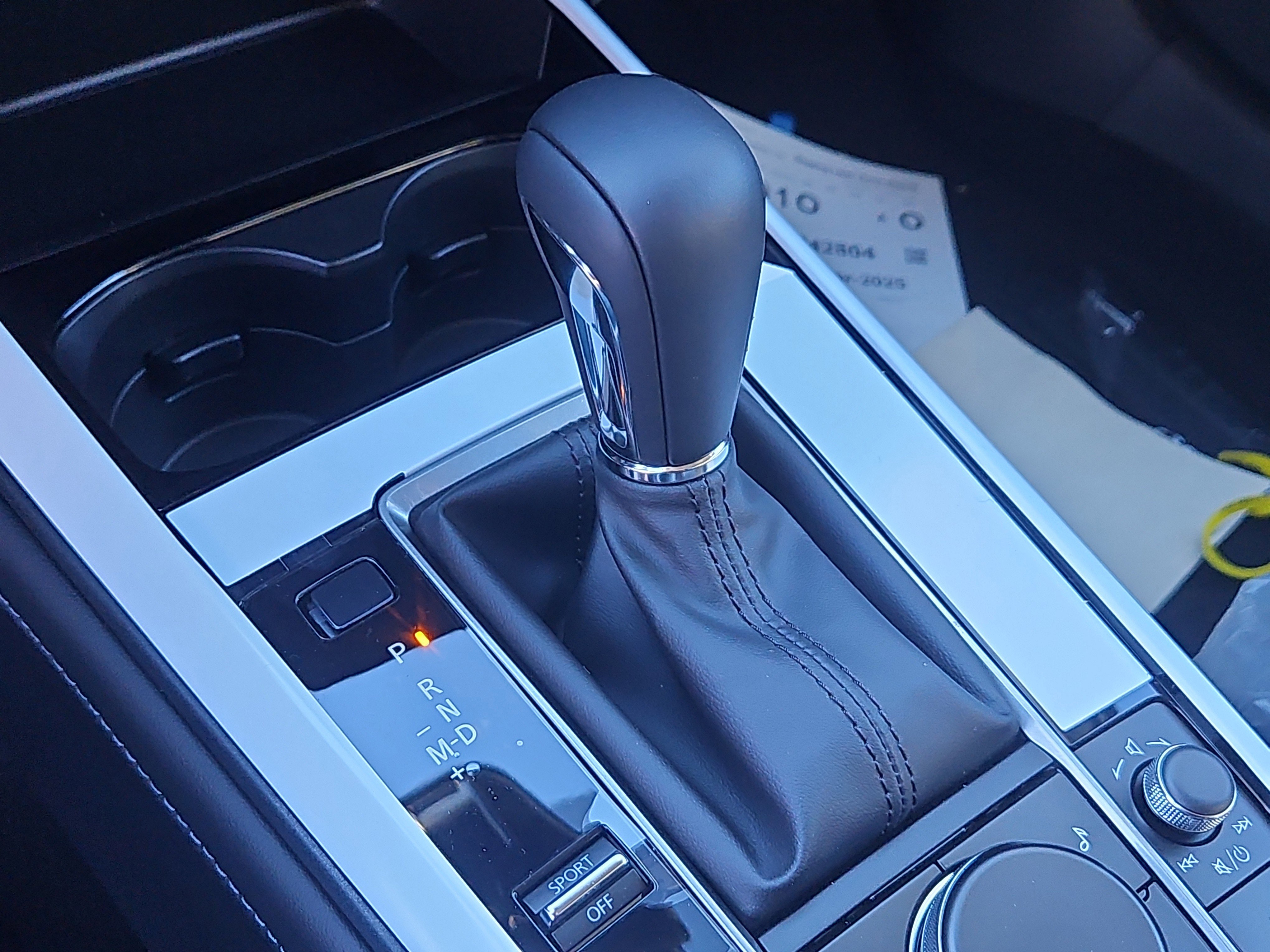 New 2025 MAZDA CX-30 AWD 2.5 S w/ Select Sport Pkg image 7