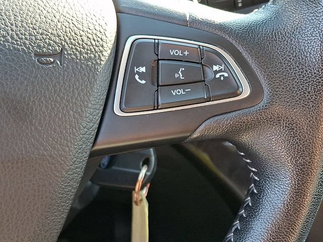 Used 2017 Ford Escape SE w/ Equipment Group 201A AWD/4WD image 23
