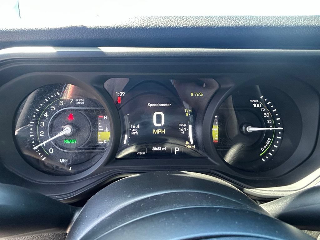 Used 2024 Jeep Wrangler Unlimited AWD/4WD image 16