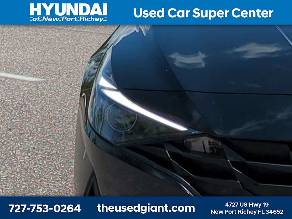 Certified 2023 Hyundai Elantra SEL FWD image 9