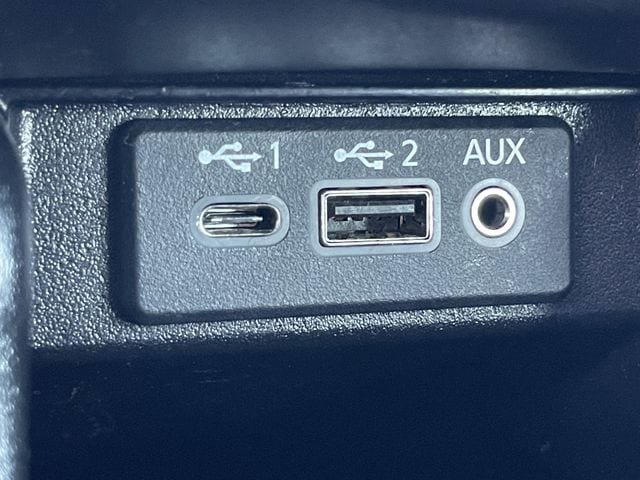 Used 2023 Nissan Maxima SR w/ Sport Mat Group FWD image 20