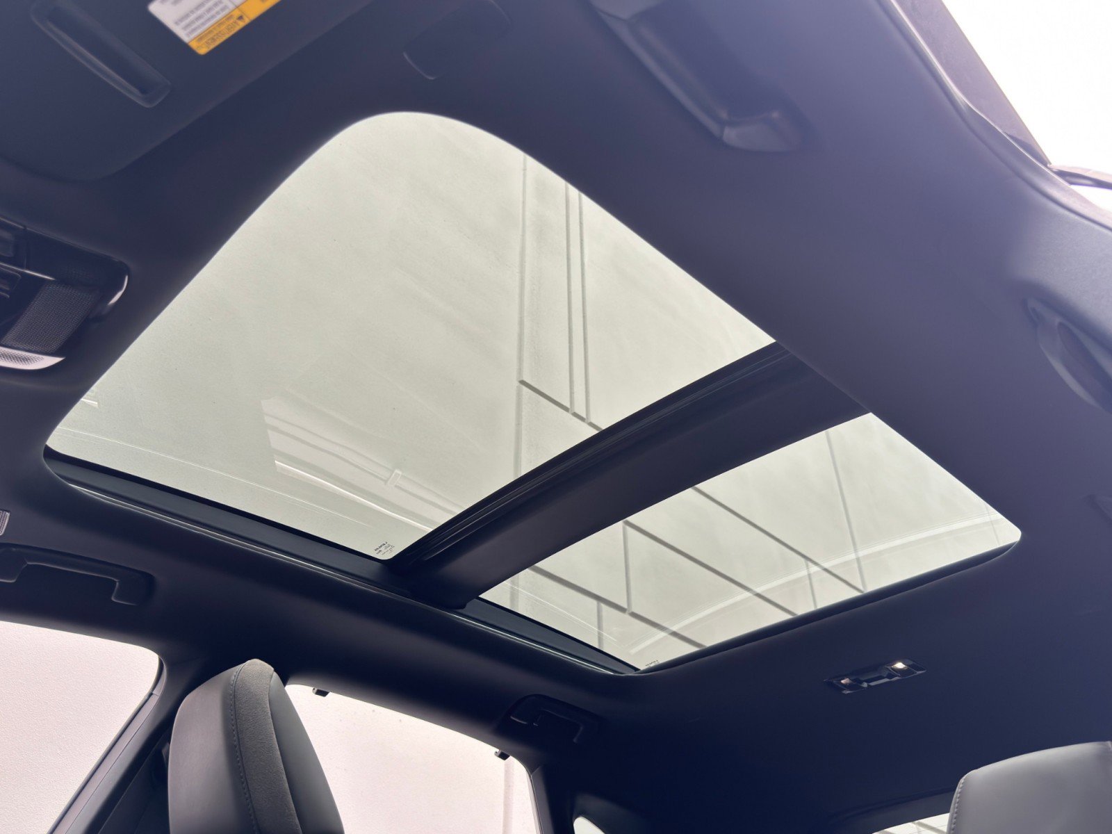 Used 2023 Lexus RX 350 w/ Luxury Package image 12