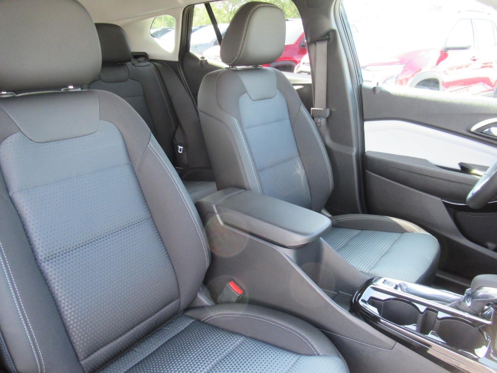 New 2026 Chevrolet Trax LT w/ Driver Confidence Package FWD image 9