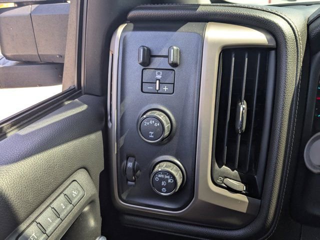 Used 2017 GMC Sierra 2500 Denali w/ Duramax Plus Package image 26