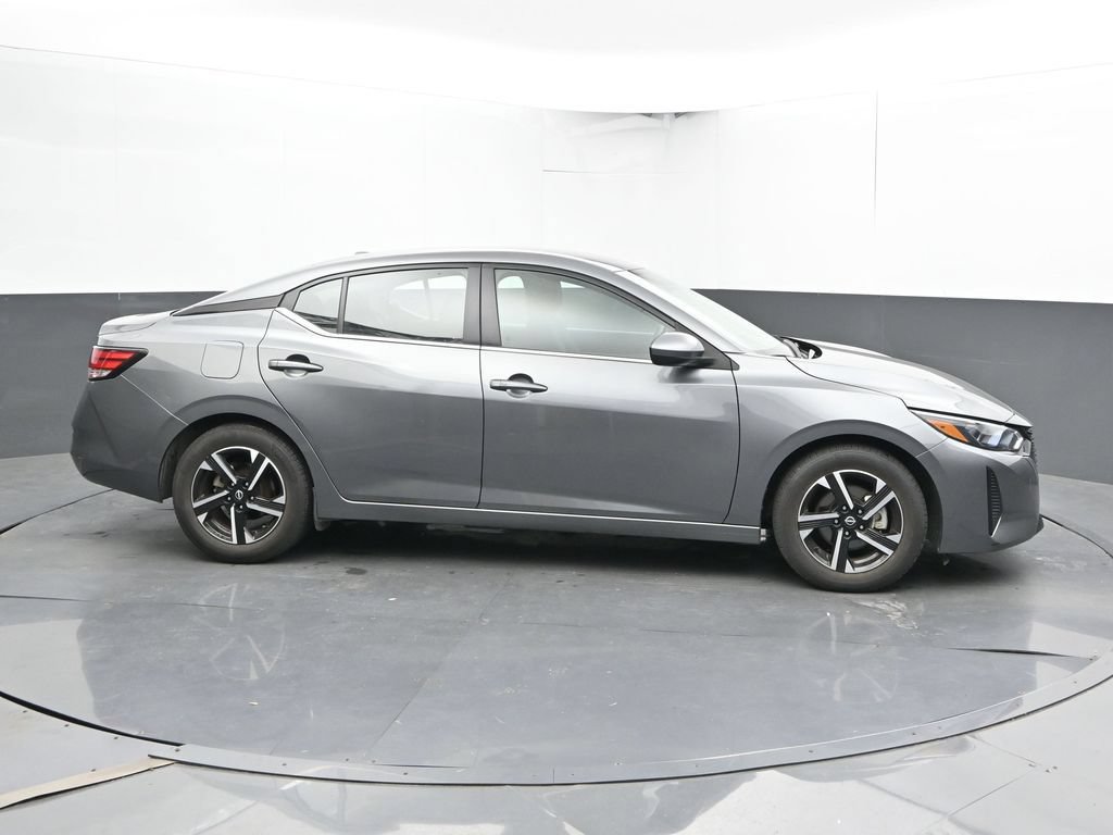 Used 2024 Nissan Sentra SV FWD image 4