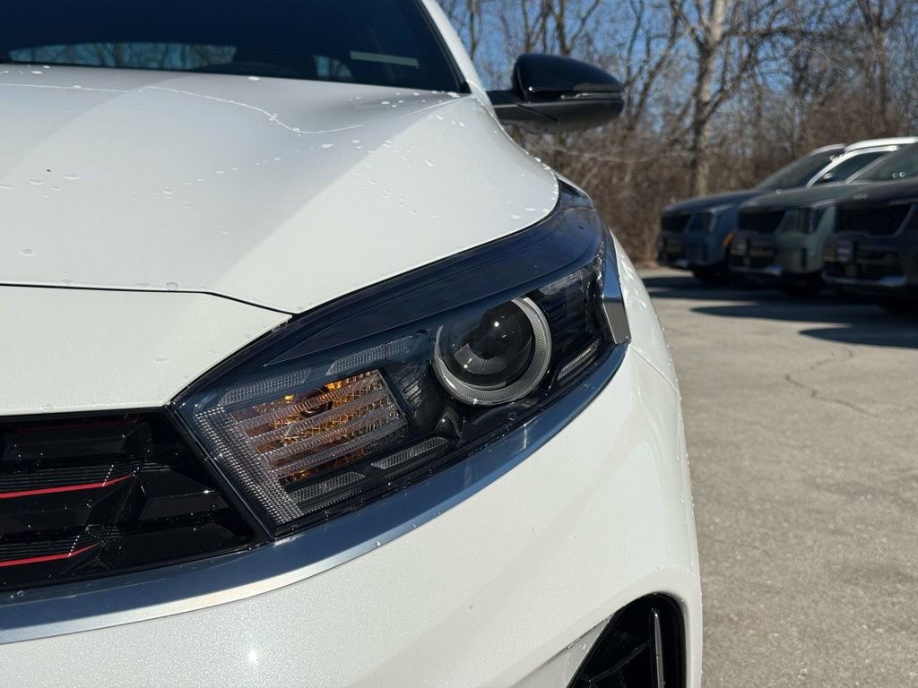 Certified 2023 Kia Forte GT-Line image 3