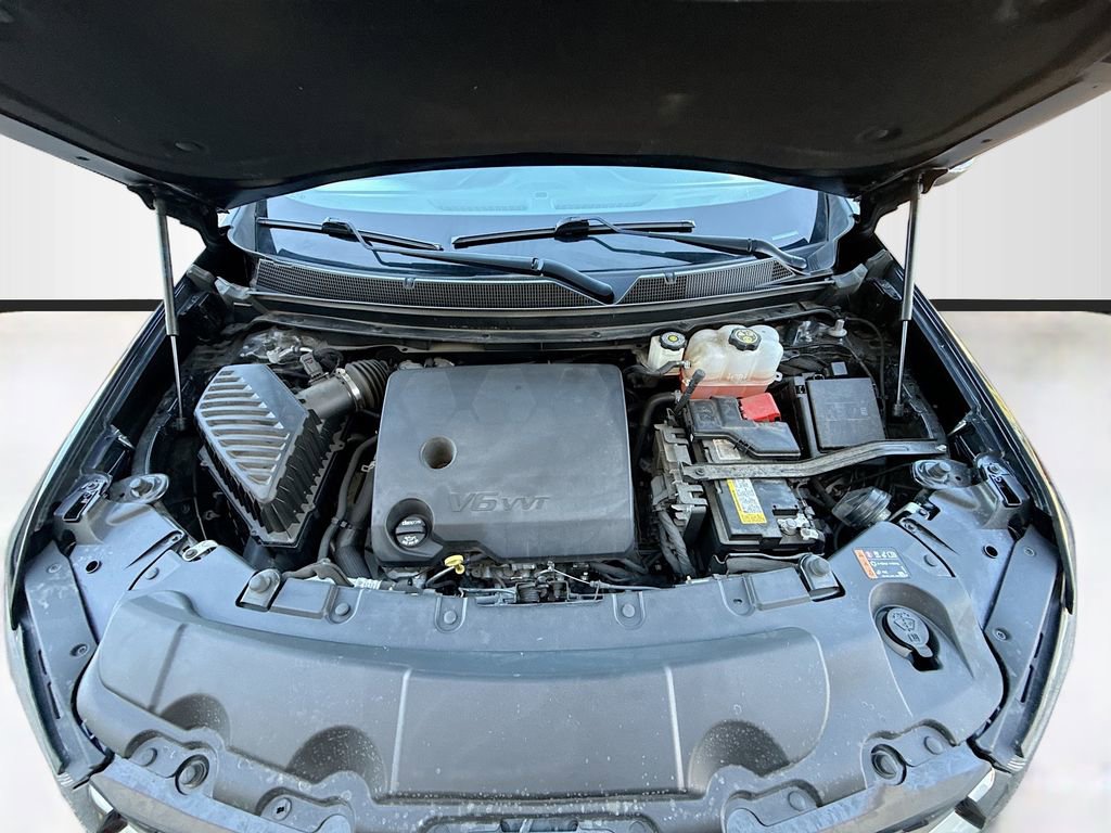 Used 2023 Chevrolet Traverse LT image 29