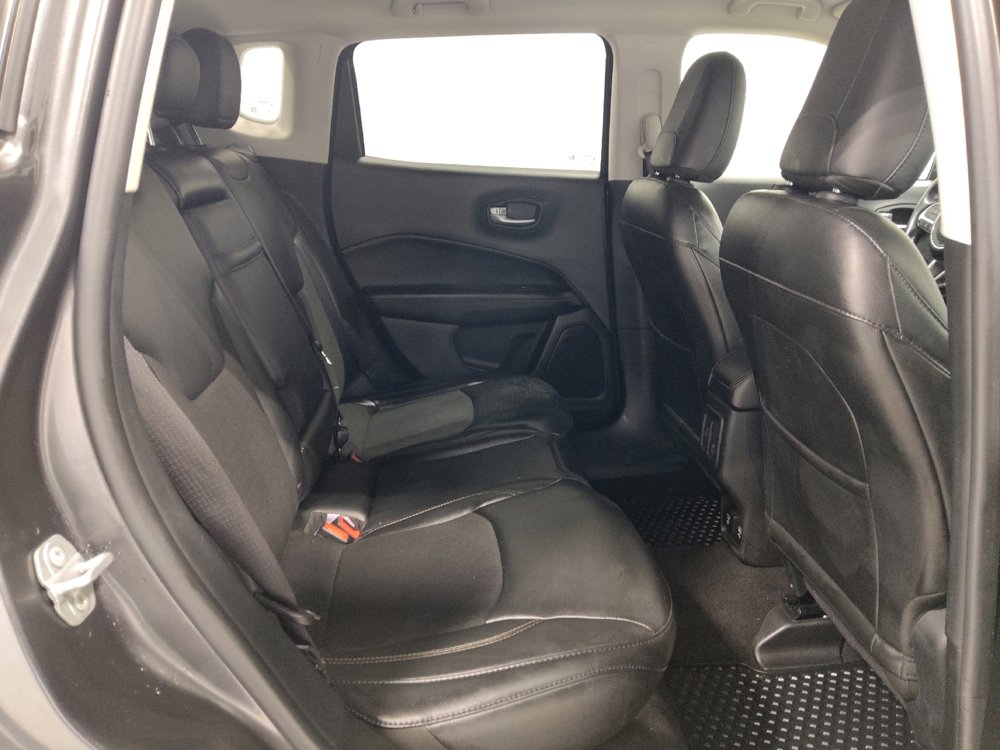 Used 2018 Jeep Compass Latitude w/ Popular Equipment Group image 19