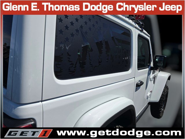 Used 2018 Jeep Wrangler Rubicon AWD/4WD image 12