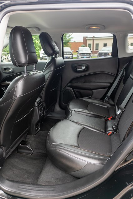 Used 2019 Jeep Compass Latitude AWD/4WD image 11