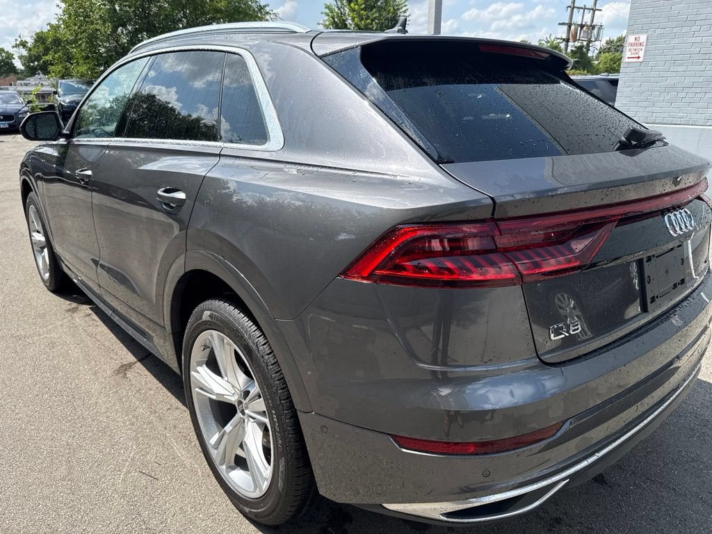 Used 2023 Audi Q8 Premium Plus w/ Premium Plus Package AWD/4WD image 3