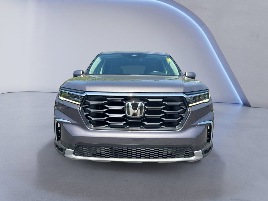 Certified 2025 Honda Pilot EX-L image 9