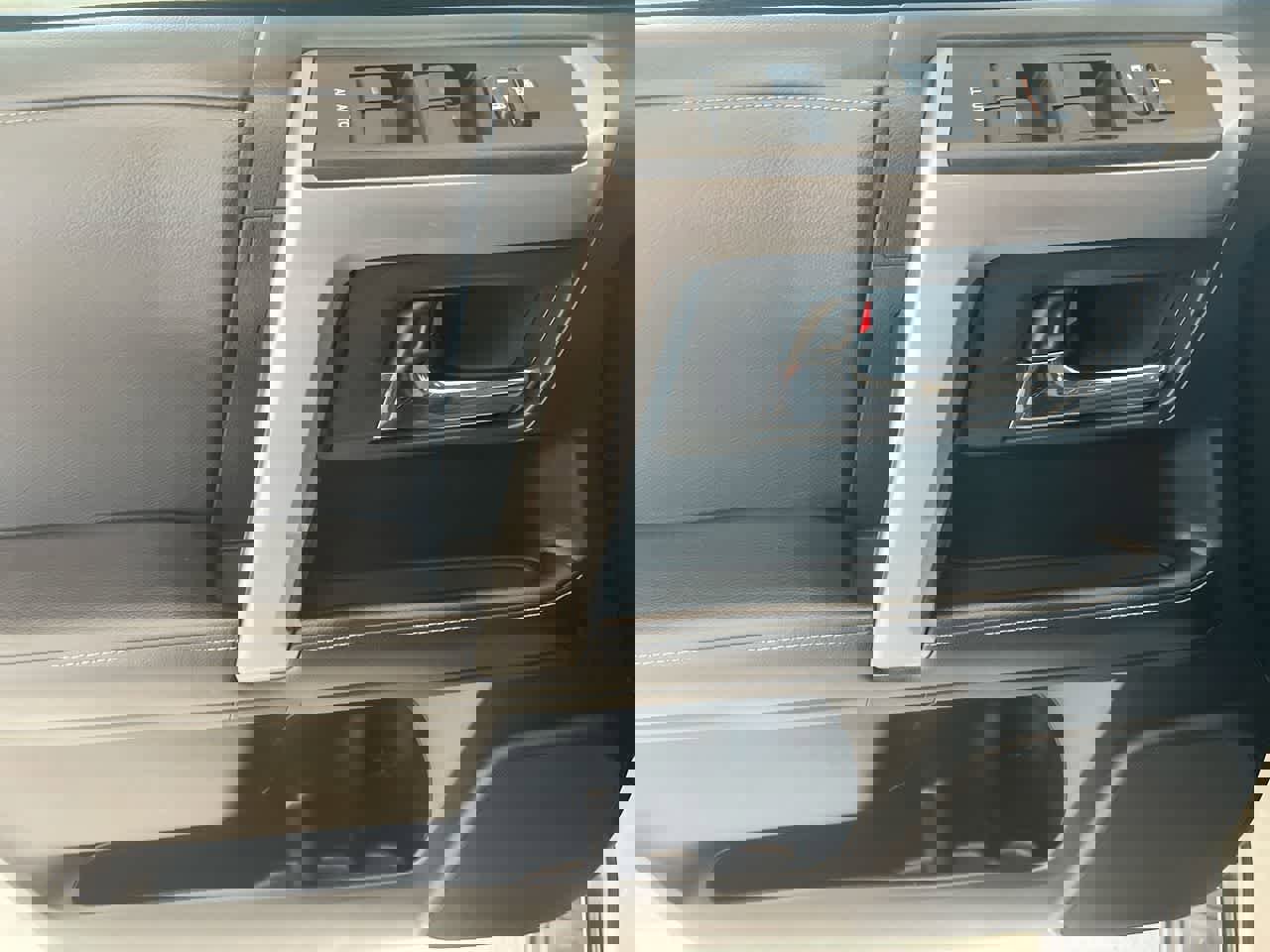 Used 2019 Toyota 4Runner SR5 image 13