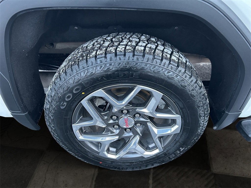 Certified 2023 GMC Sierra 1500 SLT image 11