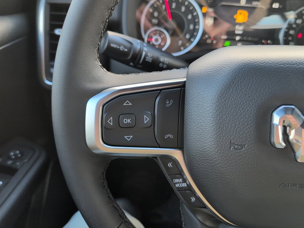 New 2026 RAM 1500 4x4 Crew Cab image 24