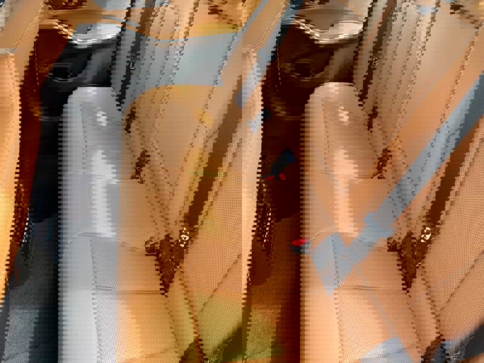 Certified 2025 BMW 330i Sedan w/ Convenience Package image 12