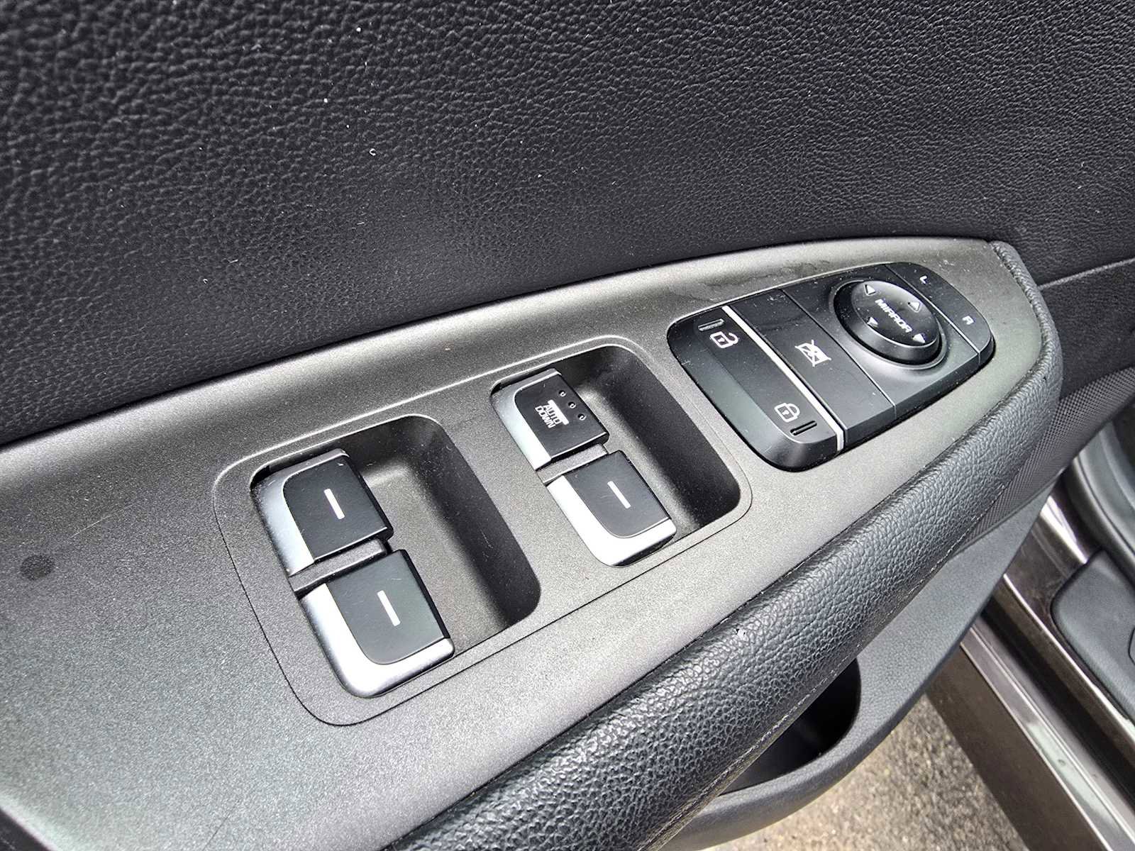 Used 2018 Kia Optima LX image 31