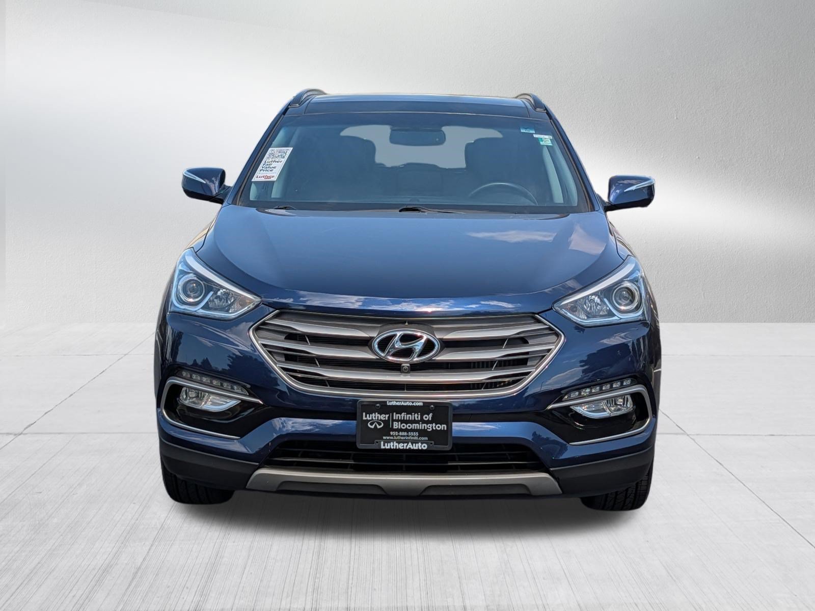 Used 2018 Hyundai Santa Fe Sport AWD/4WD image 2