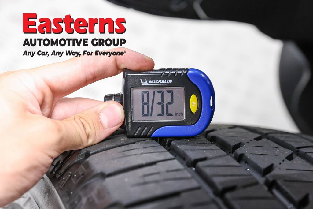 Used 2022 Jeep Wrangler Unlimited Sahara w/ Cold Weather Group AWD/4WD image 26