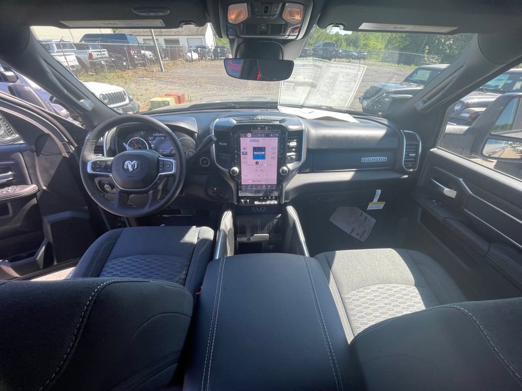 New 2026 RAM 2500 Big Horn AWD/4WD image 3