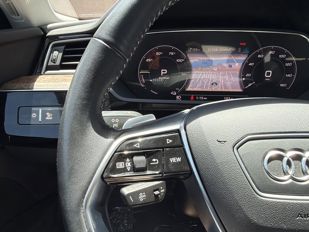 Used 2020 Audi e-tron Premium Plus AWD/4WD image 32