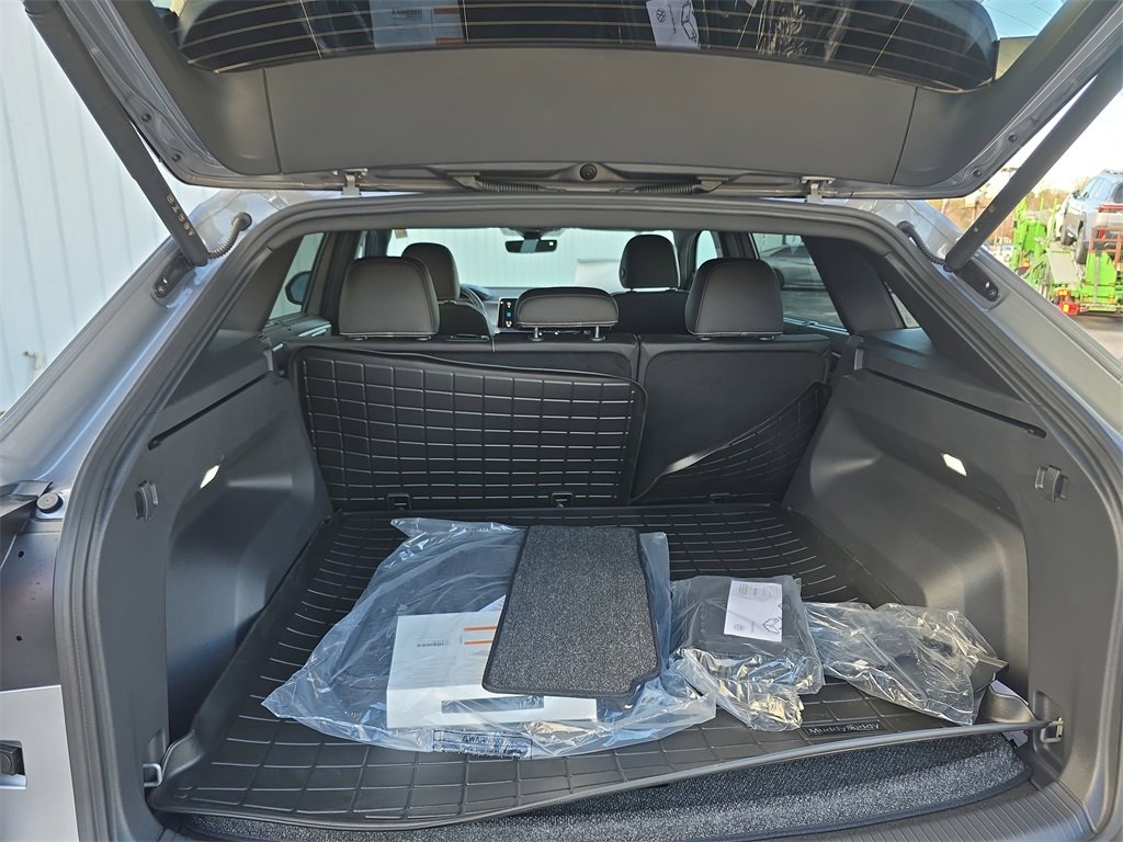 New 2026 Volkswagen Atlas Cross Sport SE image 11