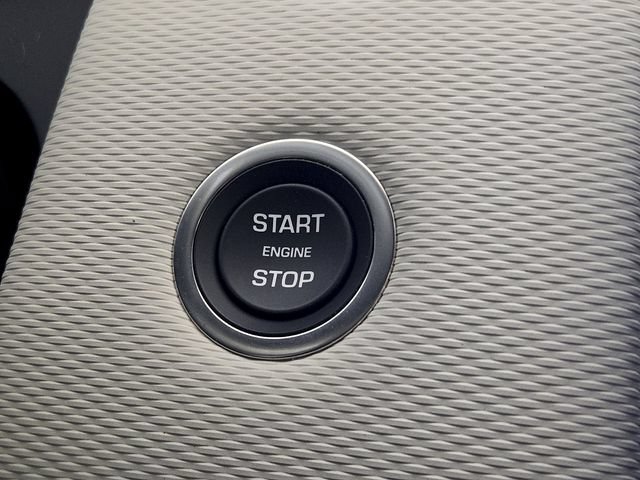 New 2026 Land Rover Discovery Sport Landmark AWD/4WD image 18