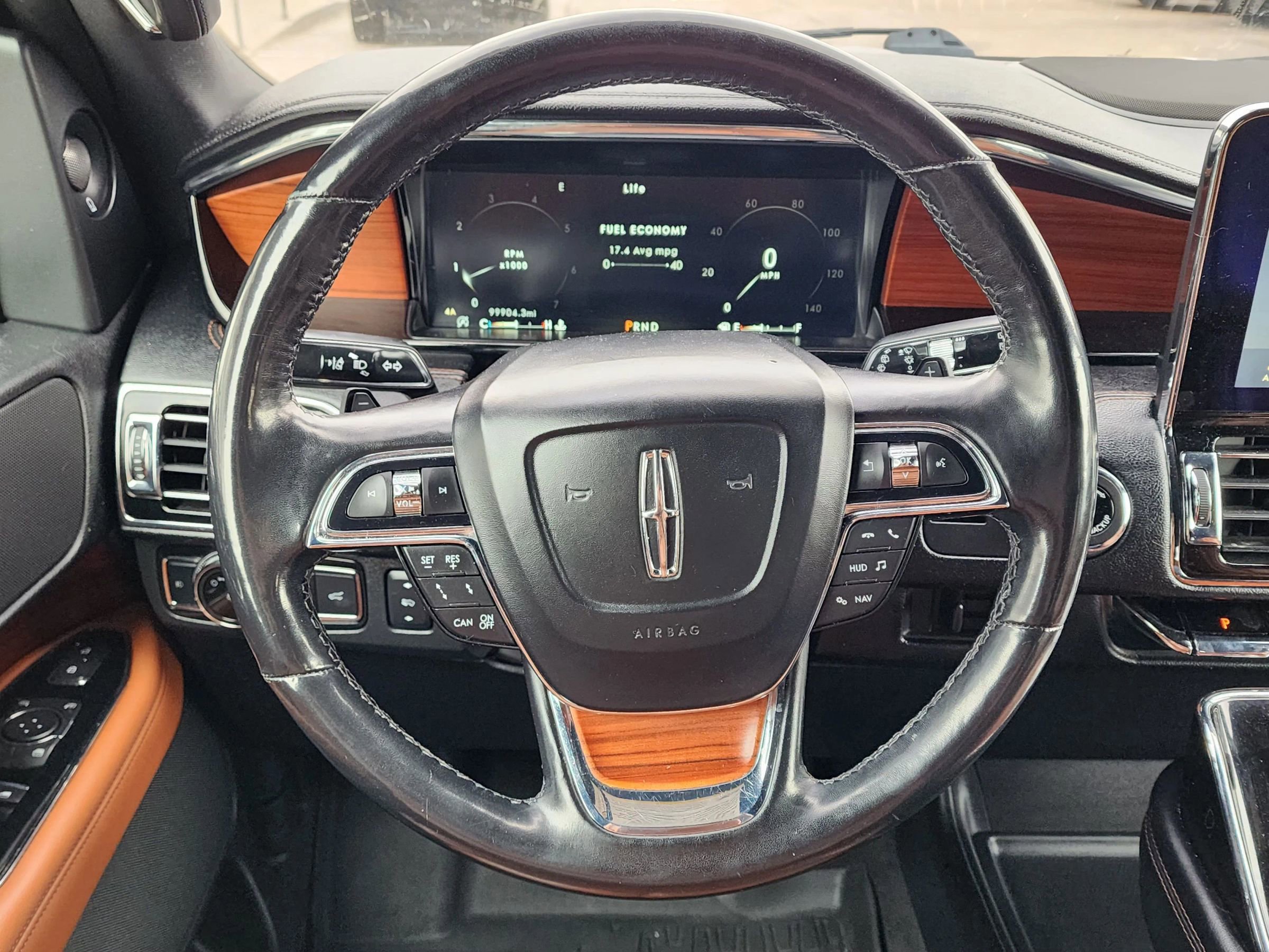 Used 2019 Lincoln Navigator L Reserve AWD/4WD image 21