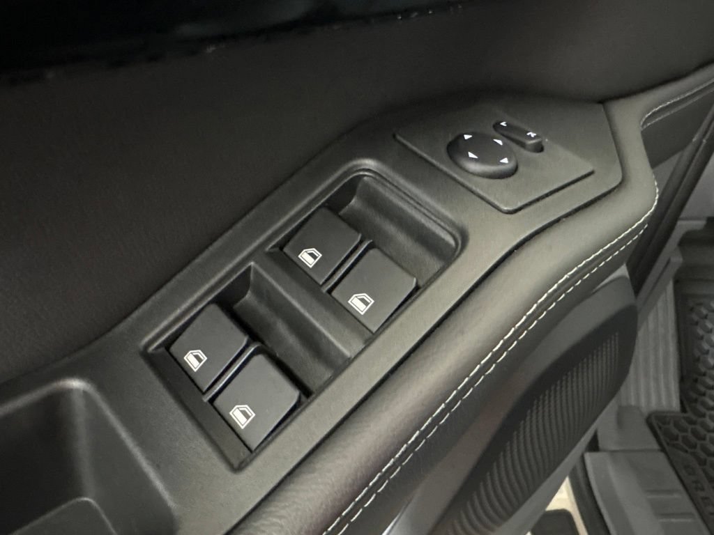 Used 2025 INEOS Grenadier Station Wagon AWD/4WD image 21