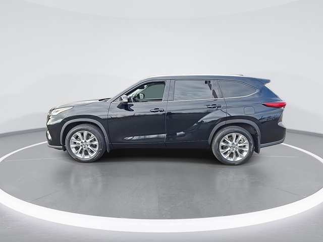 Used 2023 Toyota Highlander Limited image 7