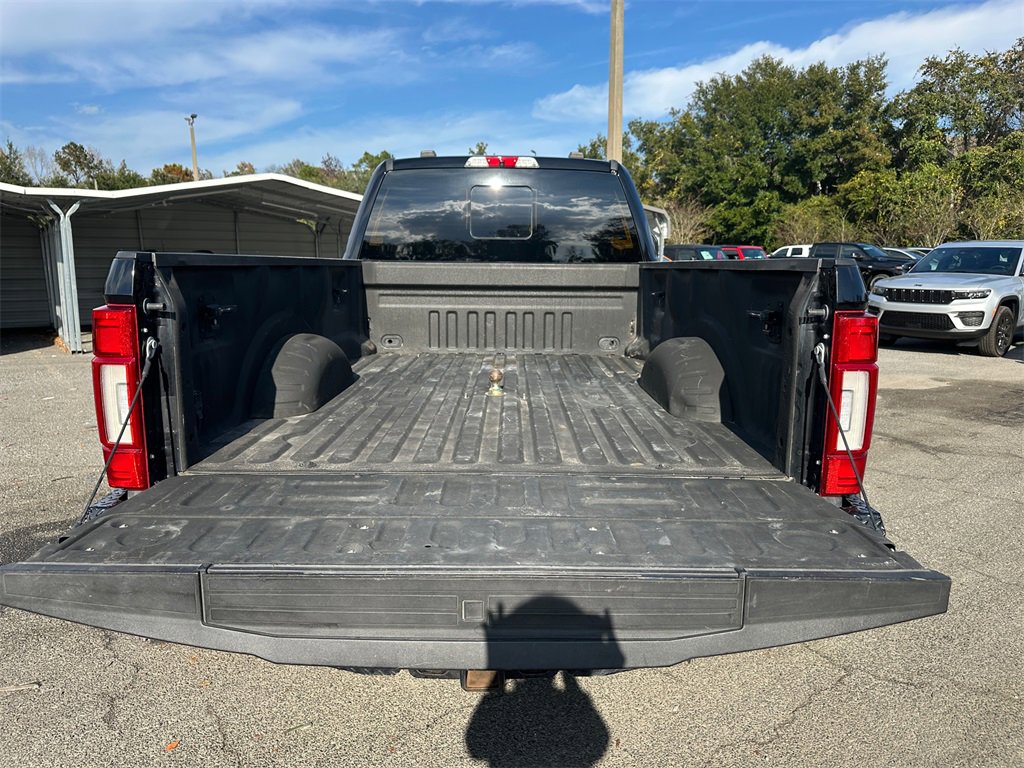 Used 2022 Ford F350 Platinum w/ FX4 Off-Road Package image 14