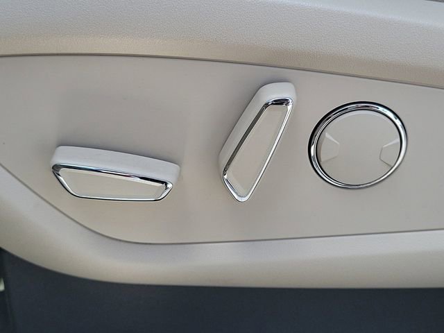 Used 2019 Lincoln Nautilus FWD image 15