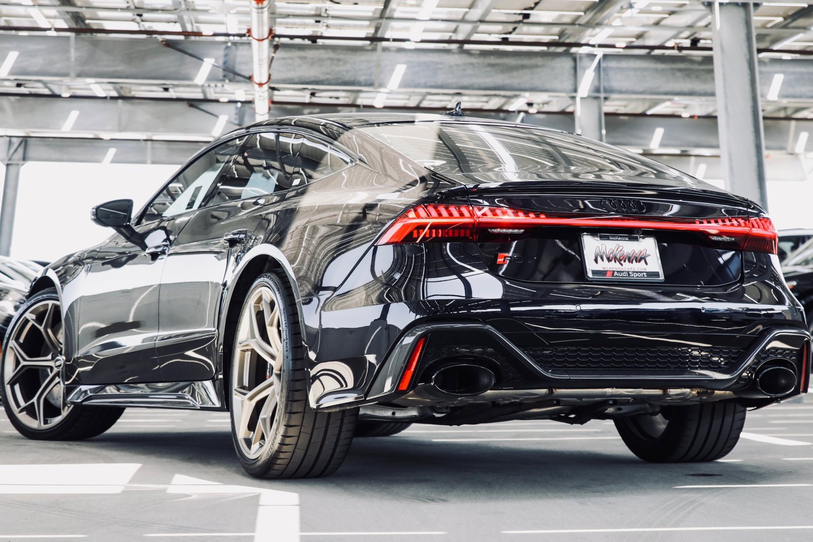 Used 2024 Audi RS 7 Performance w/ Bronze Edition image 4