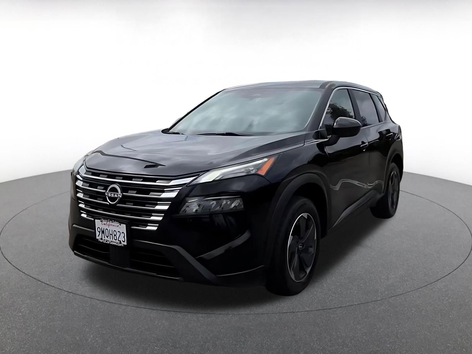 Used 2024 Nissan Rogue SV AWD/4WD image 7