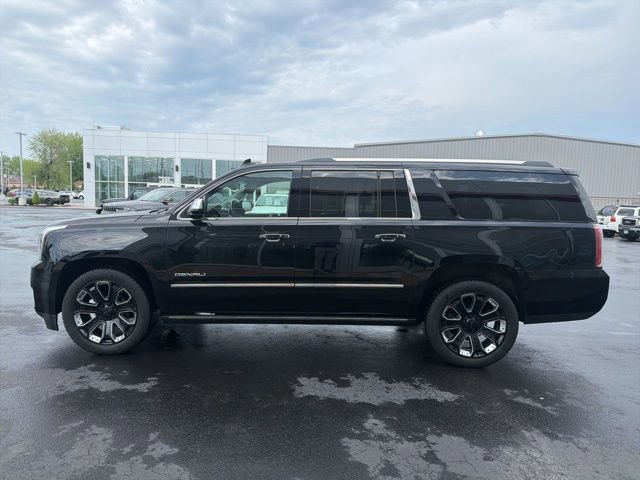 Used 2020 GMC Yukon XL Denali w/ Denali Ultimate Package AWD/4WD image 4