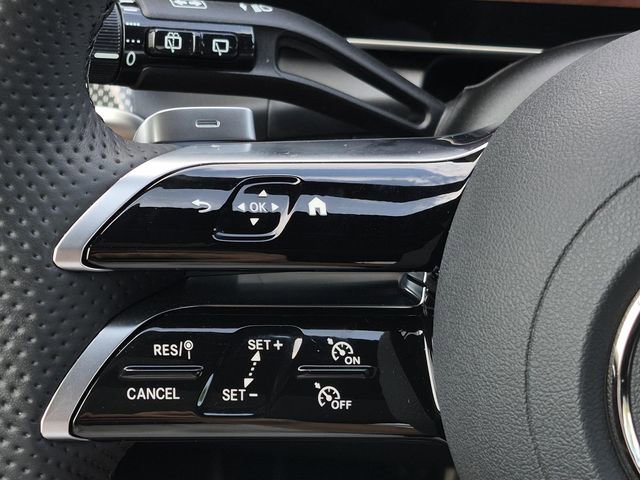 Certified 2026 Mercedes-Benz GLC 300 image 27