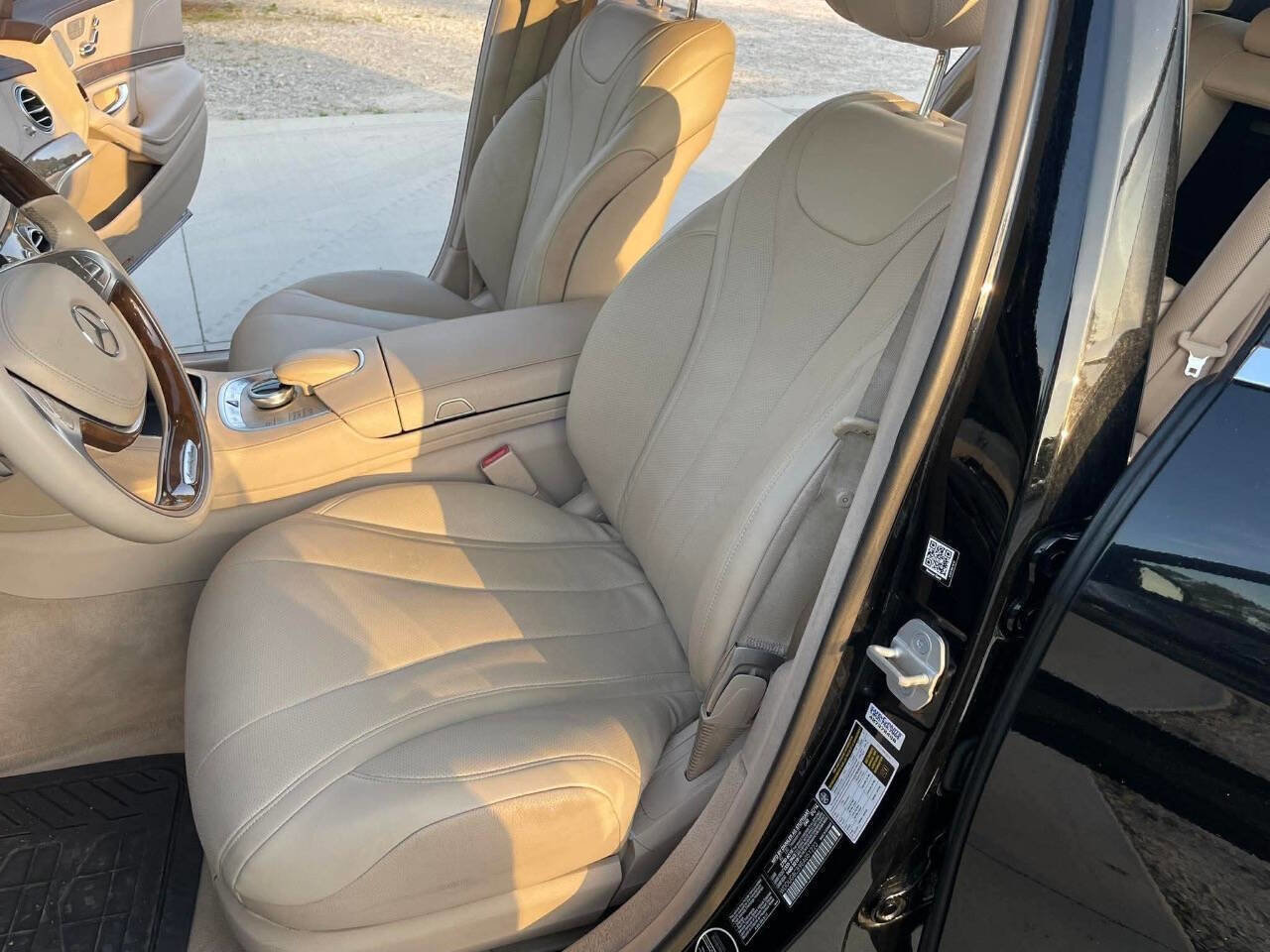 Used 2014 Mercedes-Benz S 550 Sedan image 25
