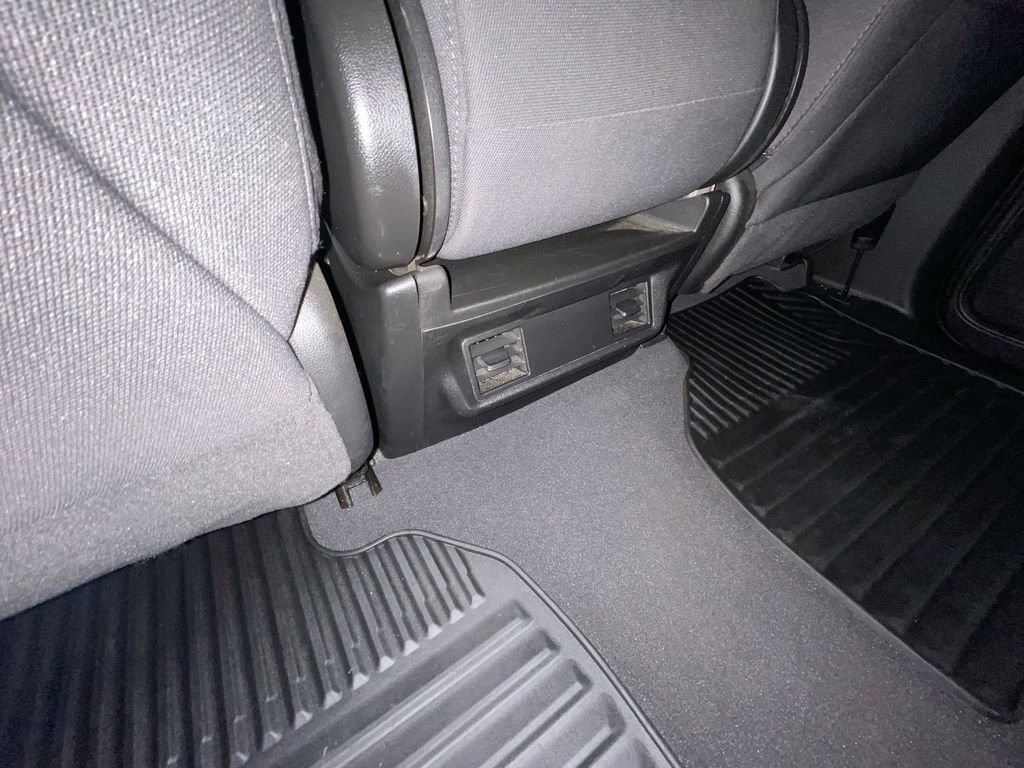 Used 2023 Chevrolet Silverado 1500 Custom image 20