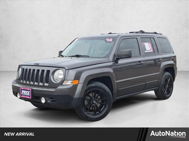 Used 2014 Jeep Patriot Latitude w/ Sun/Sound Group