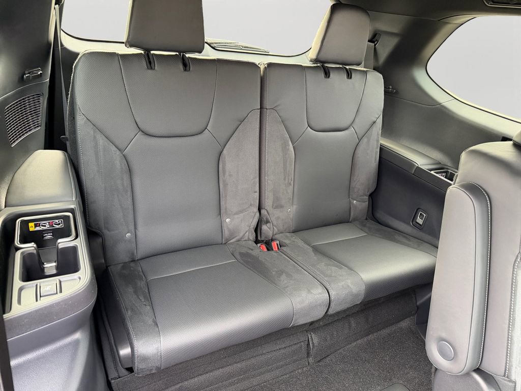 New 2026 Lexus TX 500h AWD image 7