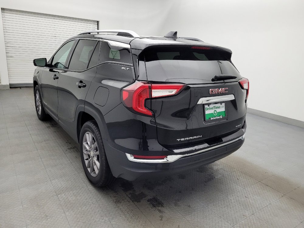 Used 2024 GMC Terrain SLT image 5