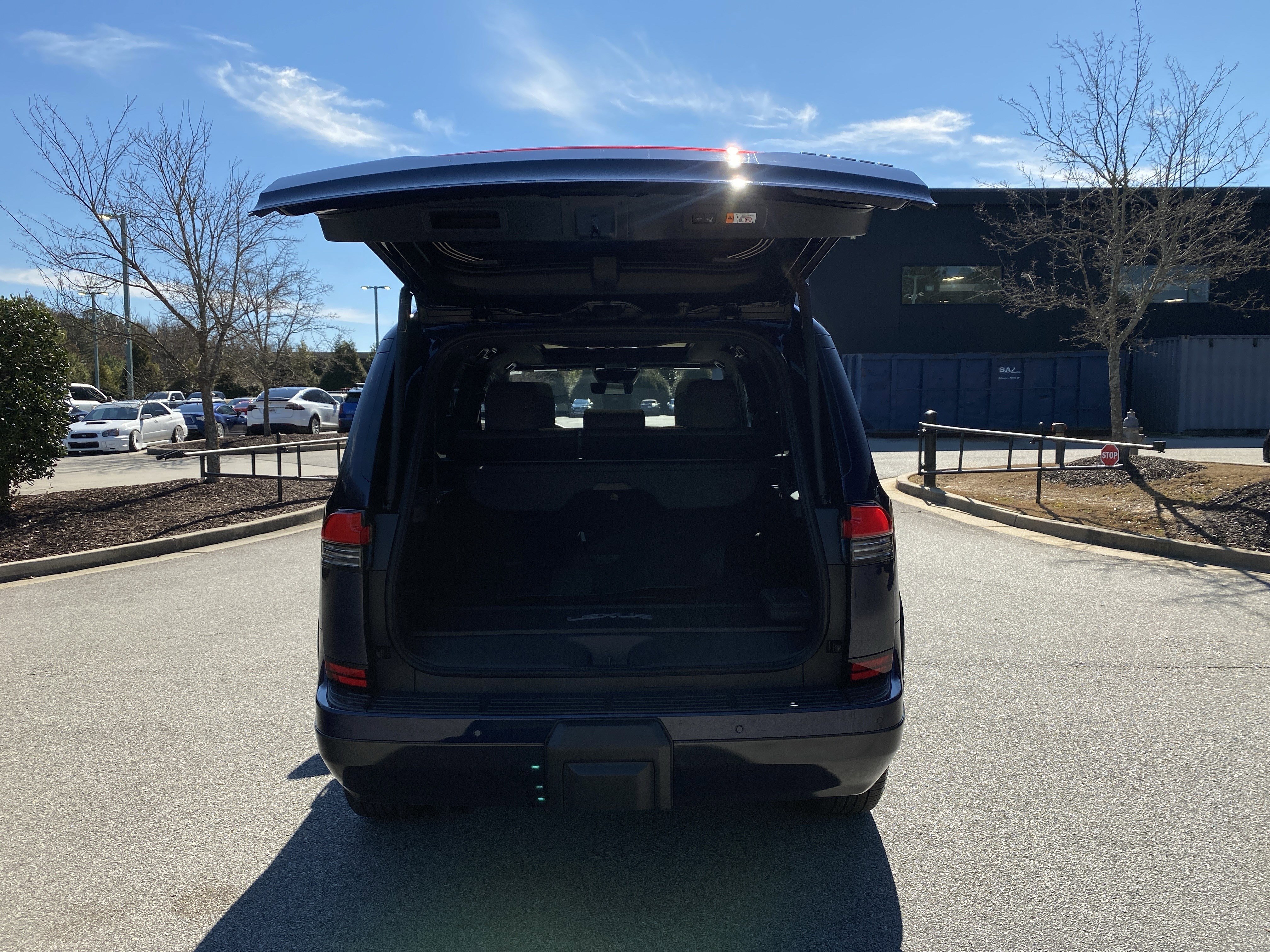 Used 2025 Lexus GX 550 w/ Accessory Package (2T) AWD/4WD image 50