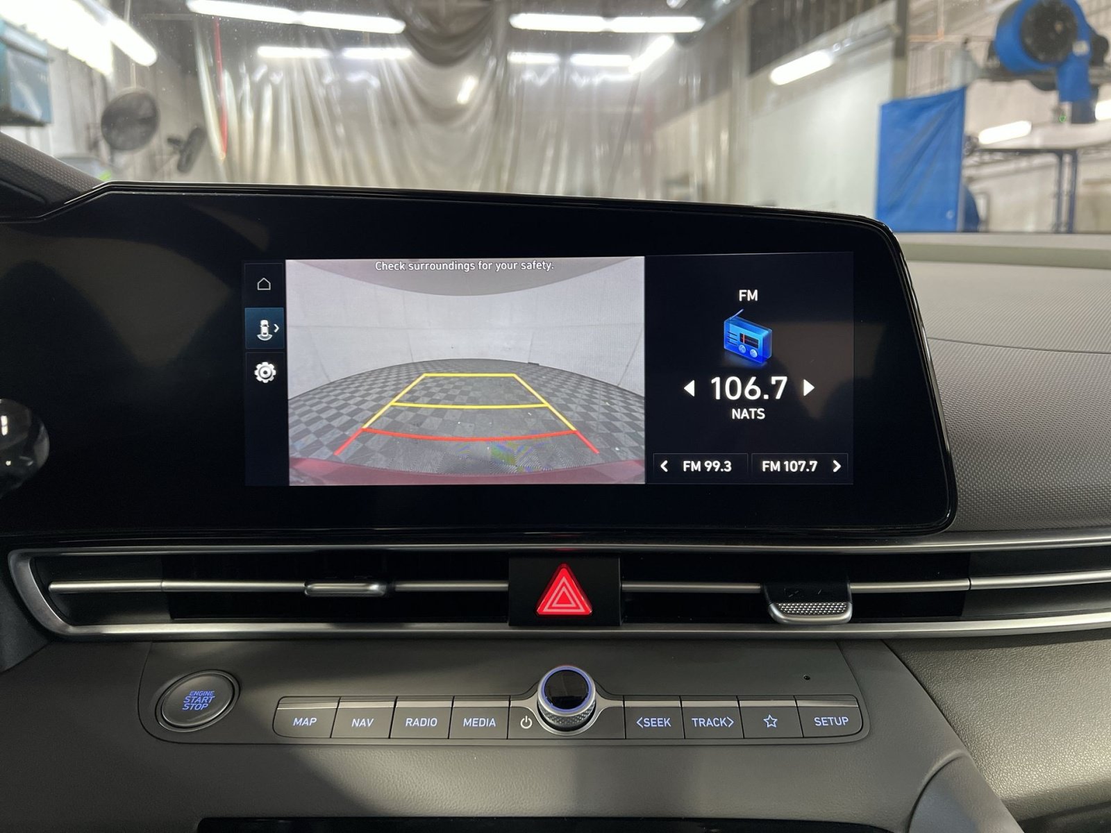 Used 2023 Hyundai Elantra SEL w/ Convenience Package FWD image 19