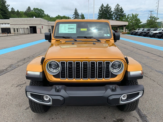 New 2026 Jeep Wrangler Unlimited Sahara AWD/4WD image 11