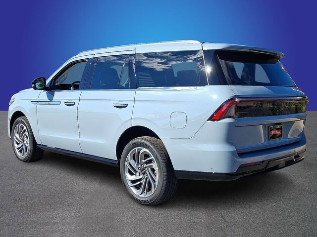New 2025 Lincoln Navigator Reserve AWD/4WD image 4