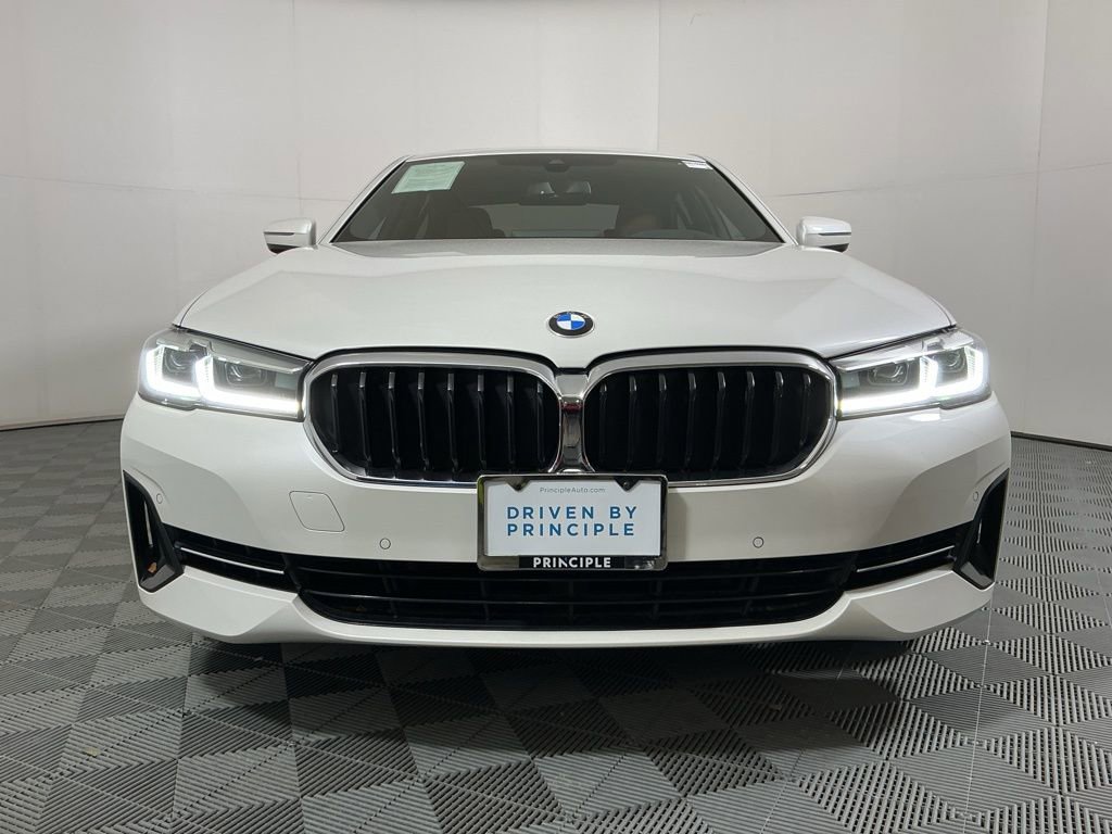 Certified 2022 BMW 540i xDrive w/ Premium Package AWD/4WD image 3